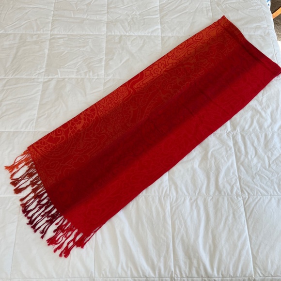 ❤️✨ 🧡 Gorgeous Red Orange Pashmina Silk Scarf ❤️✨ 🧡 - Picture 5 of 9